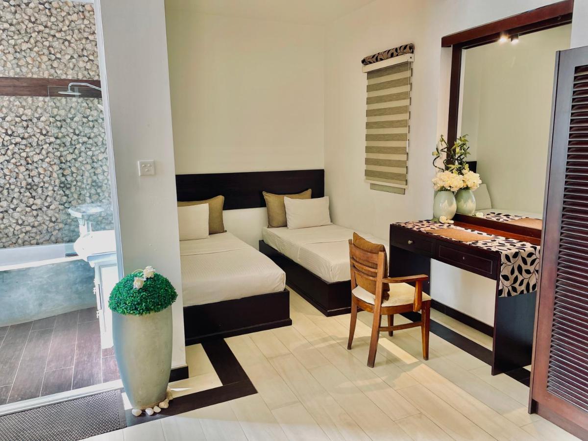 8 Plus Luxury Apartments Негомбо Екстериор снимка